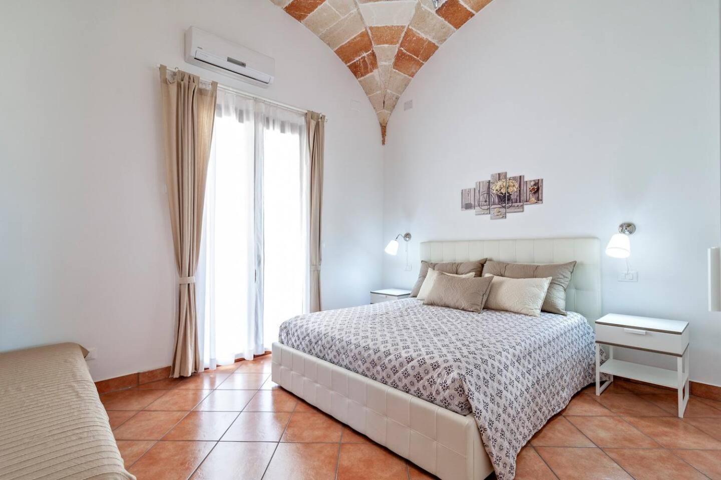 Bed and Breakfast La Dimora Dei Conti à Collemeto Extérieur photo