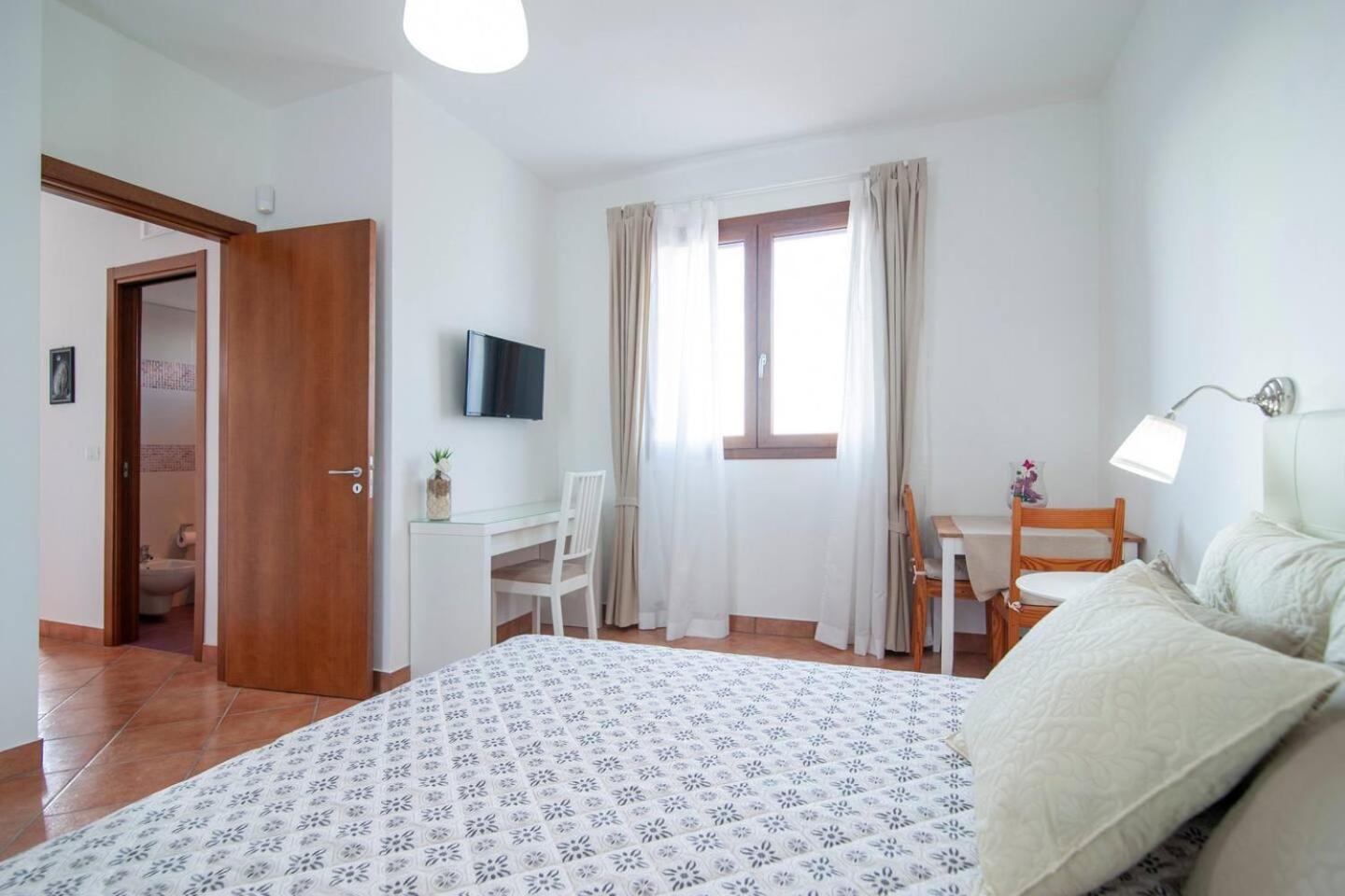 Bed and Breakfast La Dimora Dei Conti à Collemeto Extérieur photo